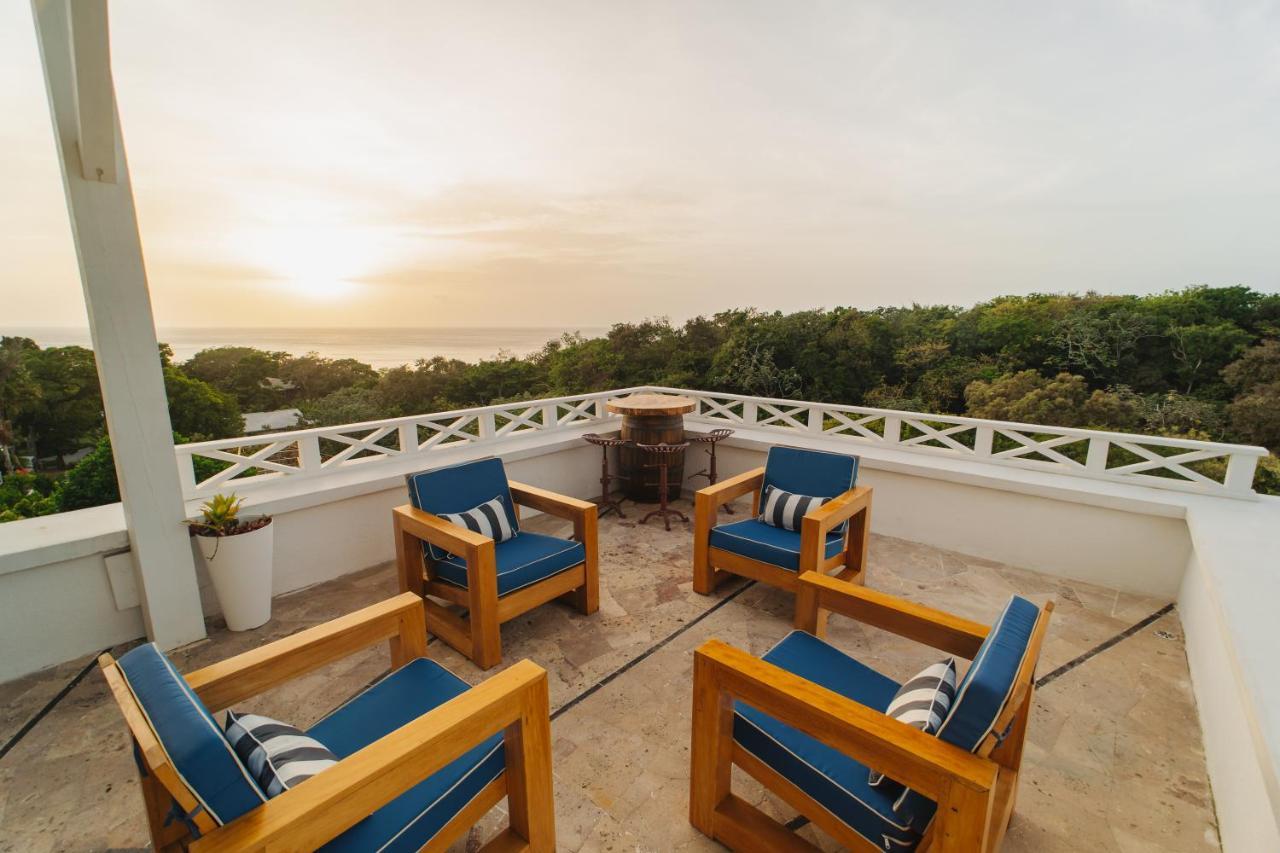 ווסט ביי Blue Roatan Resort מראה חיצוני תמונה